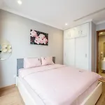 Landmark Luxury Apartment Saigon